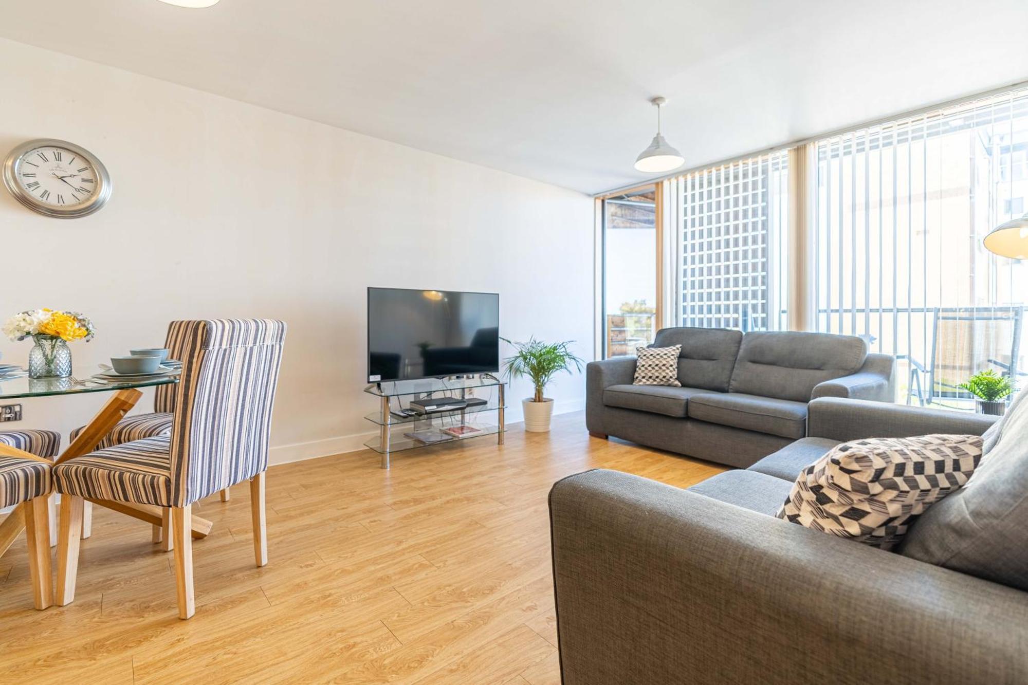 Cotels At Vizion Serviced Apartments, Superfast Broadband, Central Location, Free Parking, Fully Equipped Kitchen Milton Keynes Zewnętrze zdjęcie