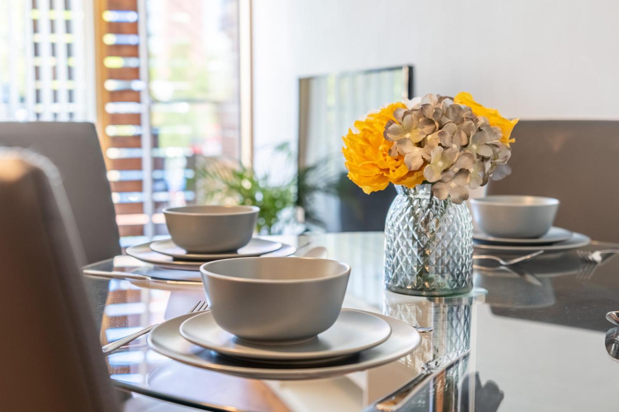 Cotels At Vizion Serviced Apartments, Superfast Broadband, Central Location, Free Parking, Fully Equipped Kitchen Milton Keynes Zewnętrze zdjęcie