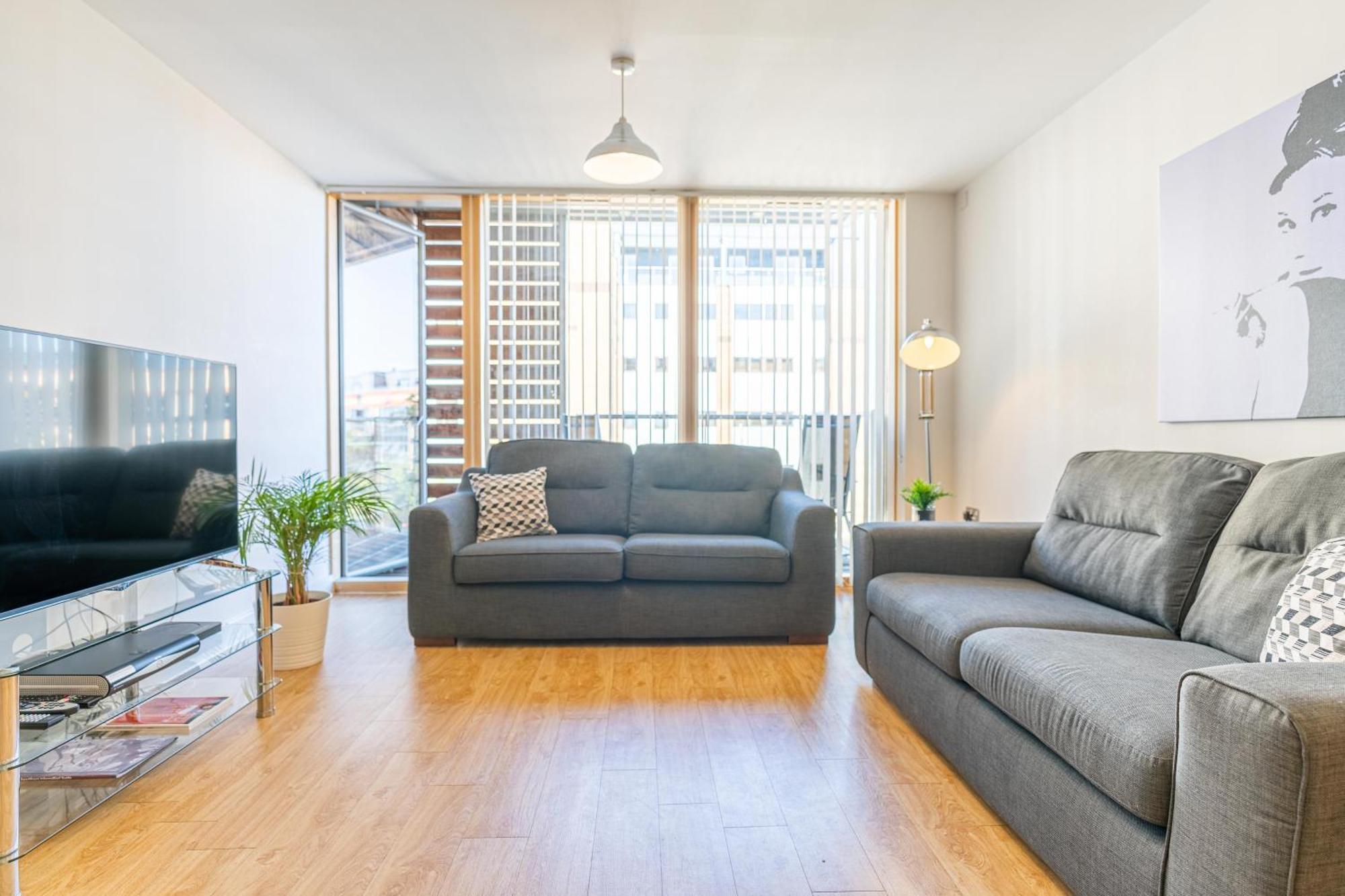 Cotels At Vizion Serviced Apartments, Superfast Broadband, Central Location, Free Parking, Fully Equipped Kitchen Milton Keynes Zewnętrze zdjęcie