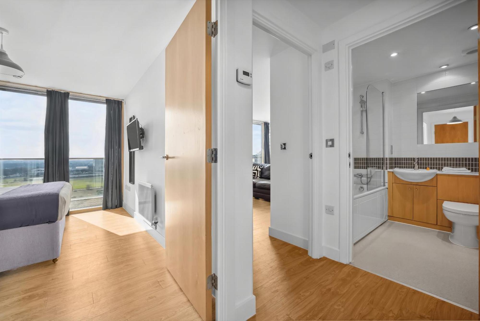 Cotels At Vizion Serviced Apartments, Superfast Broadband, Central Location, Free Parking, Fully Equipped Kitchen Milton Keynes Zewnętrze zdjęcie